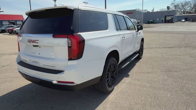 New 2026 GMC Yukon XL Elevation w/ Elevation Premium Package AWD/4WD image 7