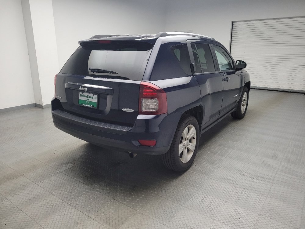 Used 2017 Jeep Compass Latitude AWD/4WD image 9