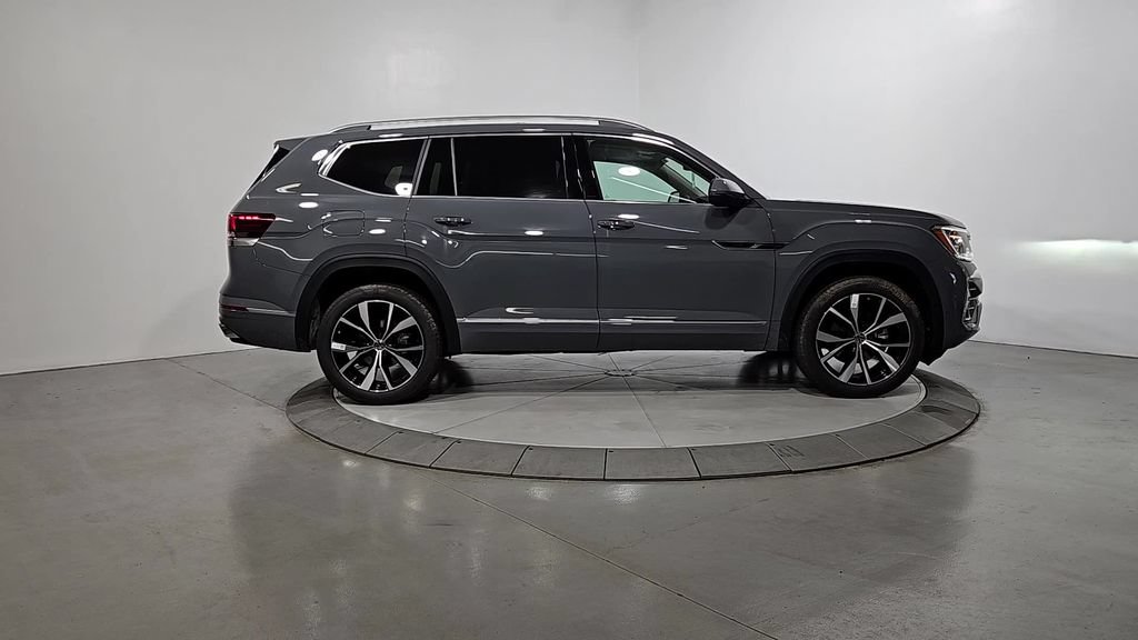 New 2026 Volkswagen Atlas SEL Premium R-Line AWD/4WD image 6