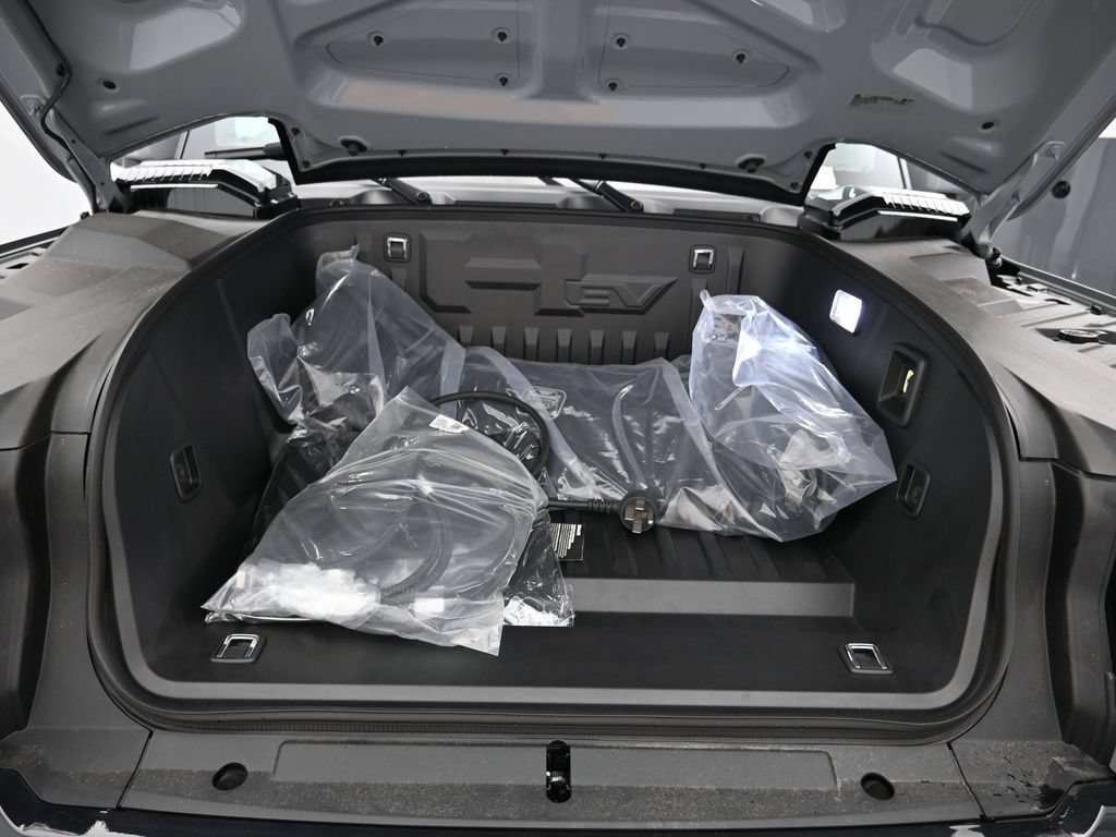 New 2025 GMC Hummer EV 3X AWD/4WD image 28