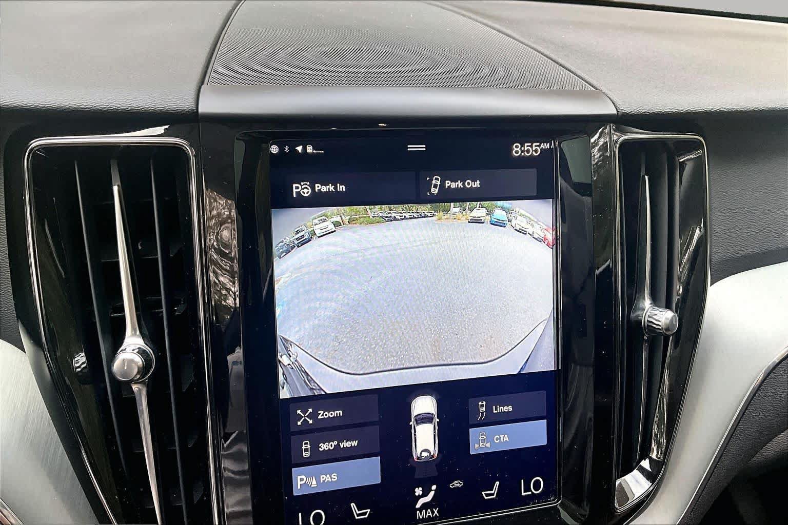 Used 2018 Volvo XC60 T6 Momentum w/ Convenience Package AWD/4WD image 26