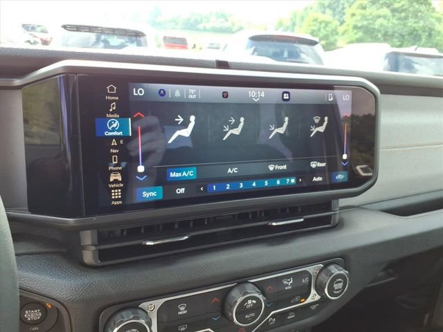 Used 2025 Jeep Gladiator Sport AWD/4WD image 20