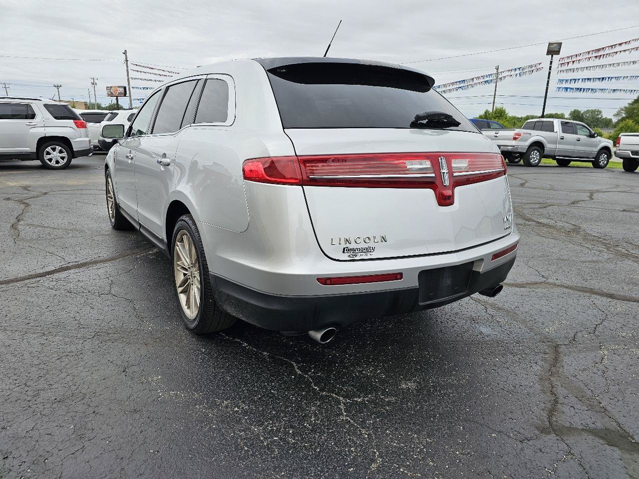 Used 2014 Lincoln MKT AWD image 42