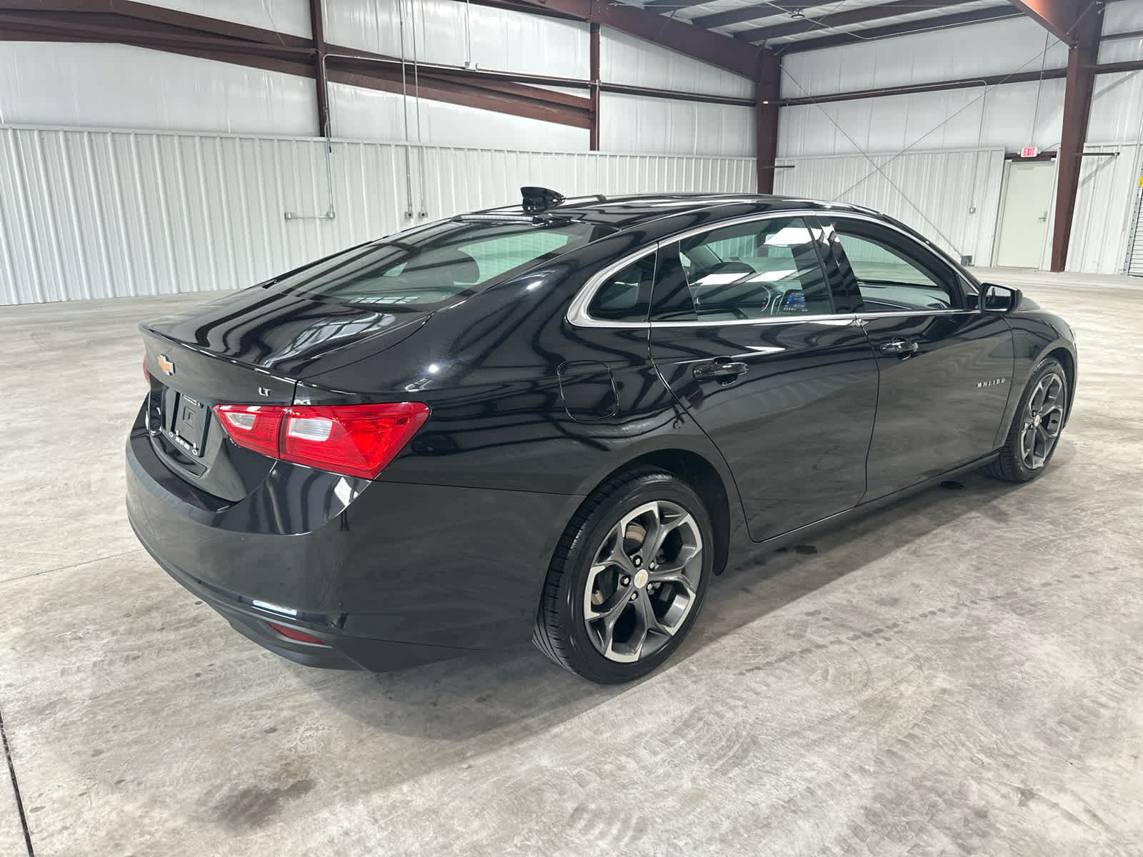 Used 2023 Chevrolet Malibu LT FWD image 5