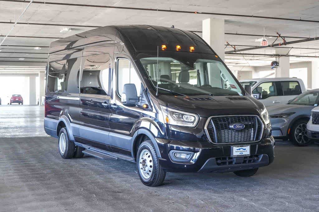 Used 2023 Ford Transit 350 XLT RWD image 3