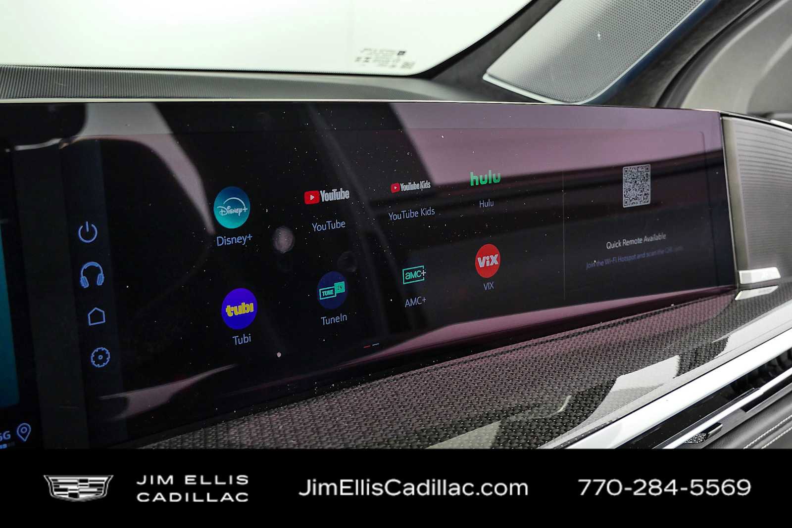 Used 2025 Cadillac Escalade V AWD/4WD image 17