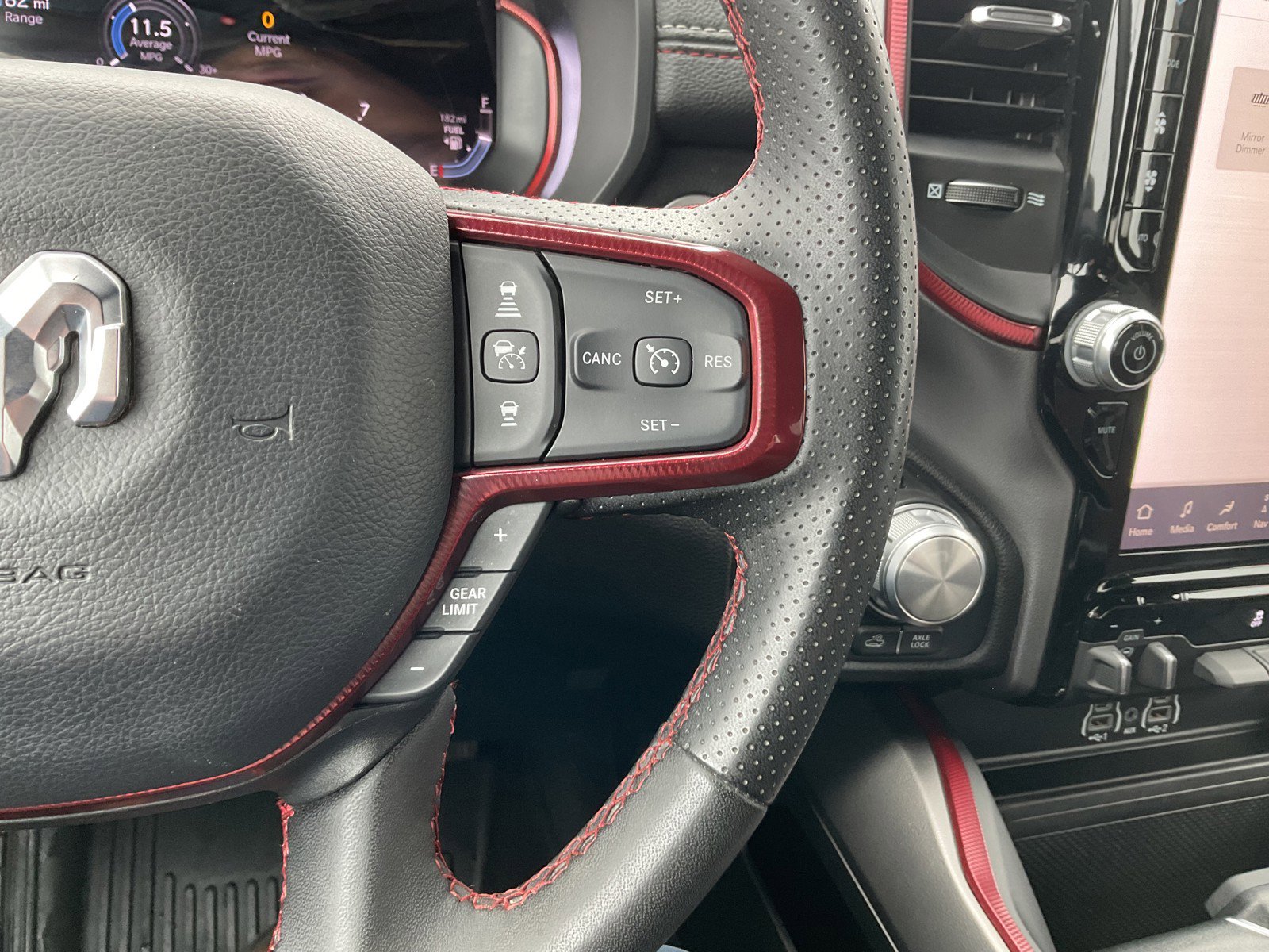 Used 2025 RAM 1500 Rebel AWD/4WD image 25