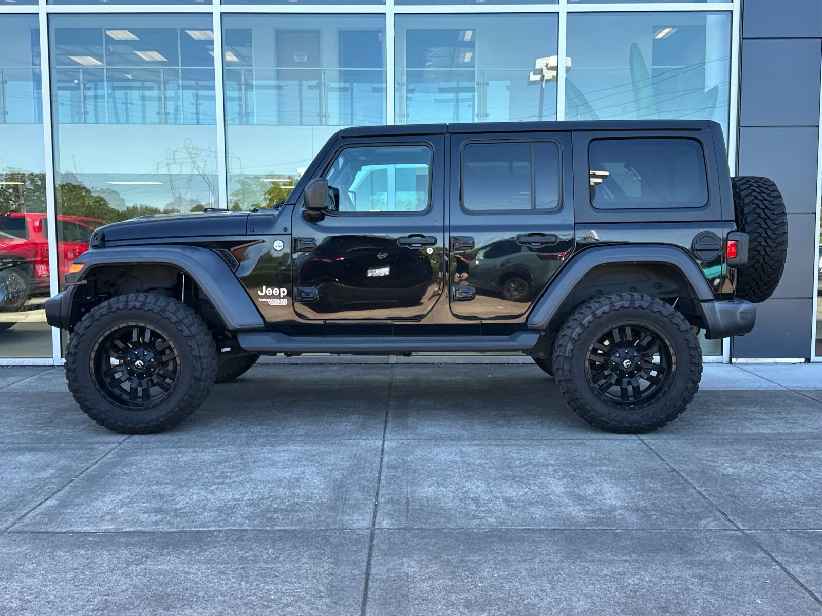 Used 2019 Jeep Wrangler Unlimited Sport AWD/4WD image 7