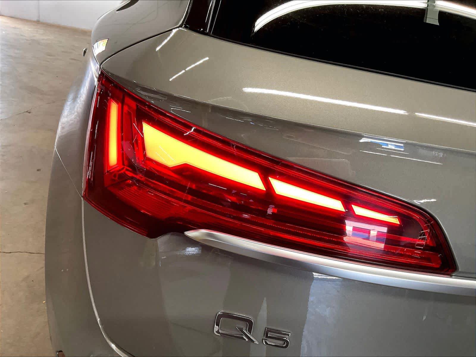 Certified 2023 Audi Q5 2.0T Premium Plus w/ Premium Plus Package image 29