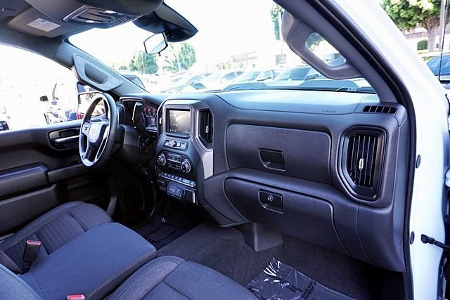 Used 2024 Chevrolet Silverado 1500 Custom Trail Boss AWD/4WD image 17