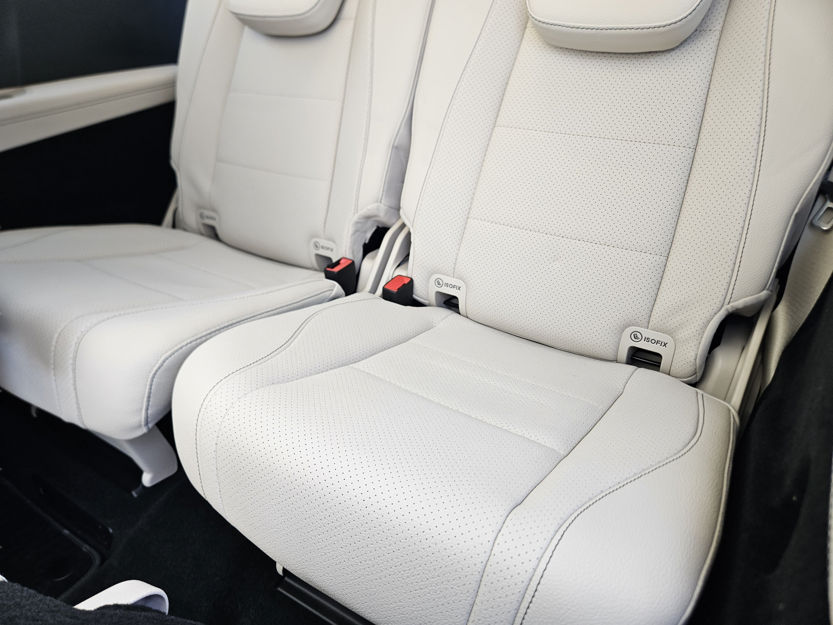 Certified 2021 Mercedes-Benz GLS 450 4MATIC image 23