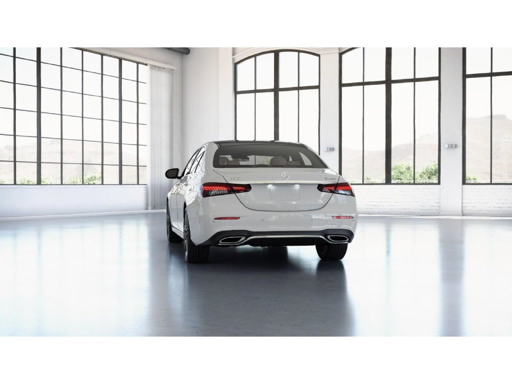 Used 2023 Mercedes-Benz E 350 4MATIC Sedan image 27