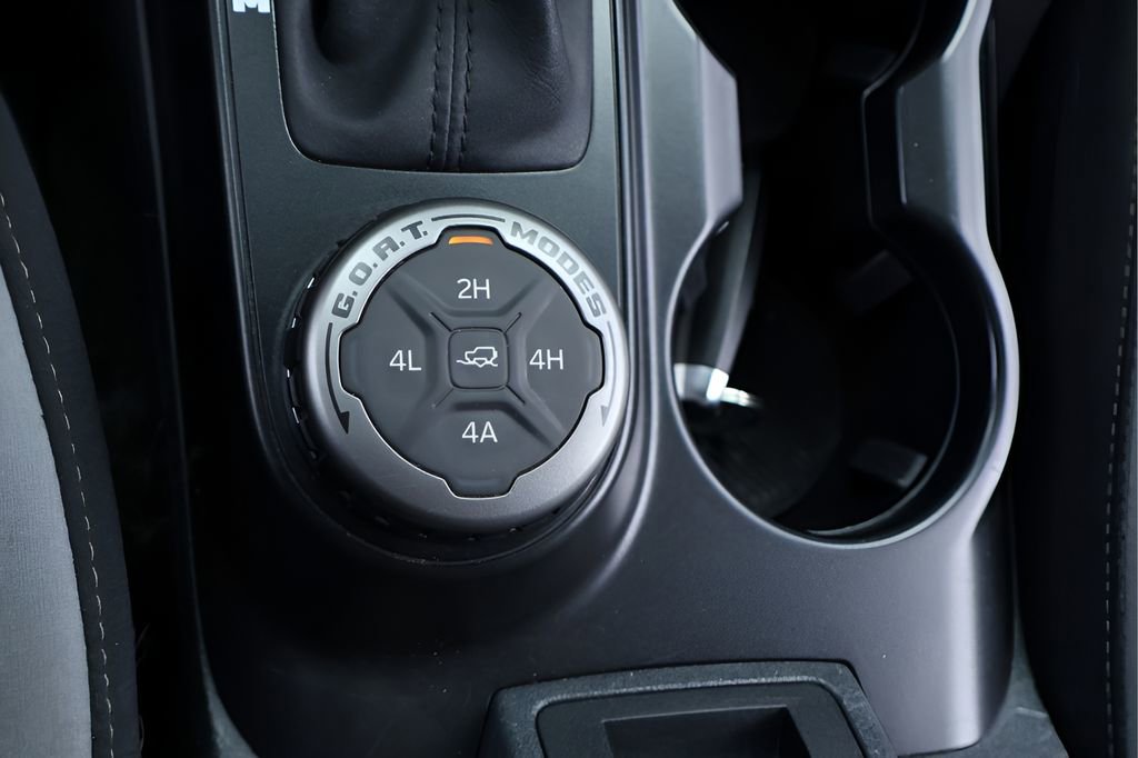 Used 2023 Ford Bronco Black Diamond w/ Sasquatch Package image 28