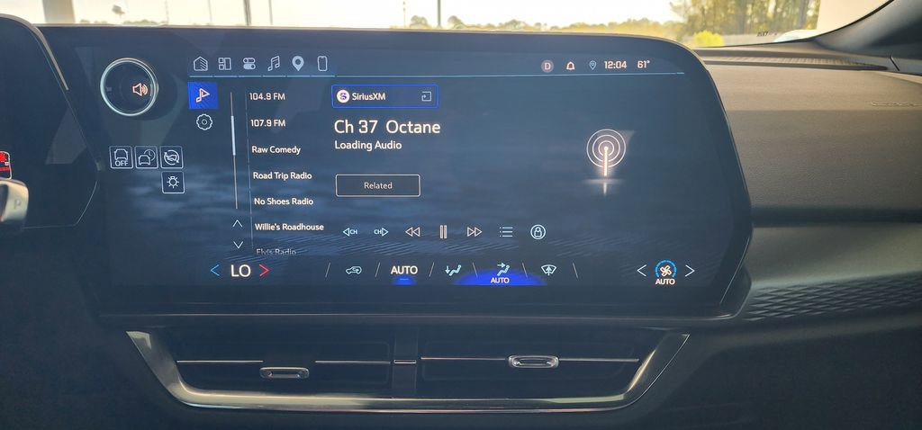 Used 2026 Chevrolet Equinox EV LT image 25