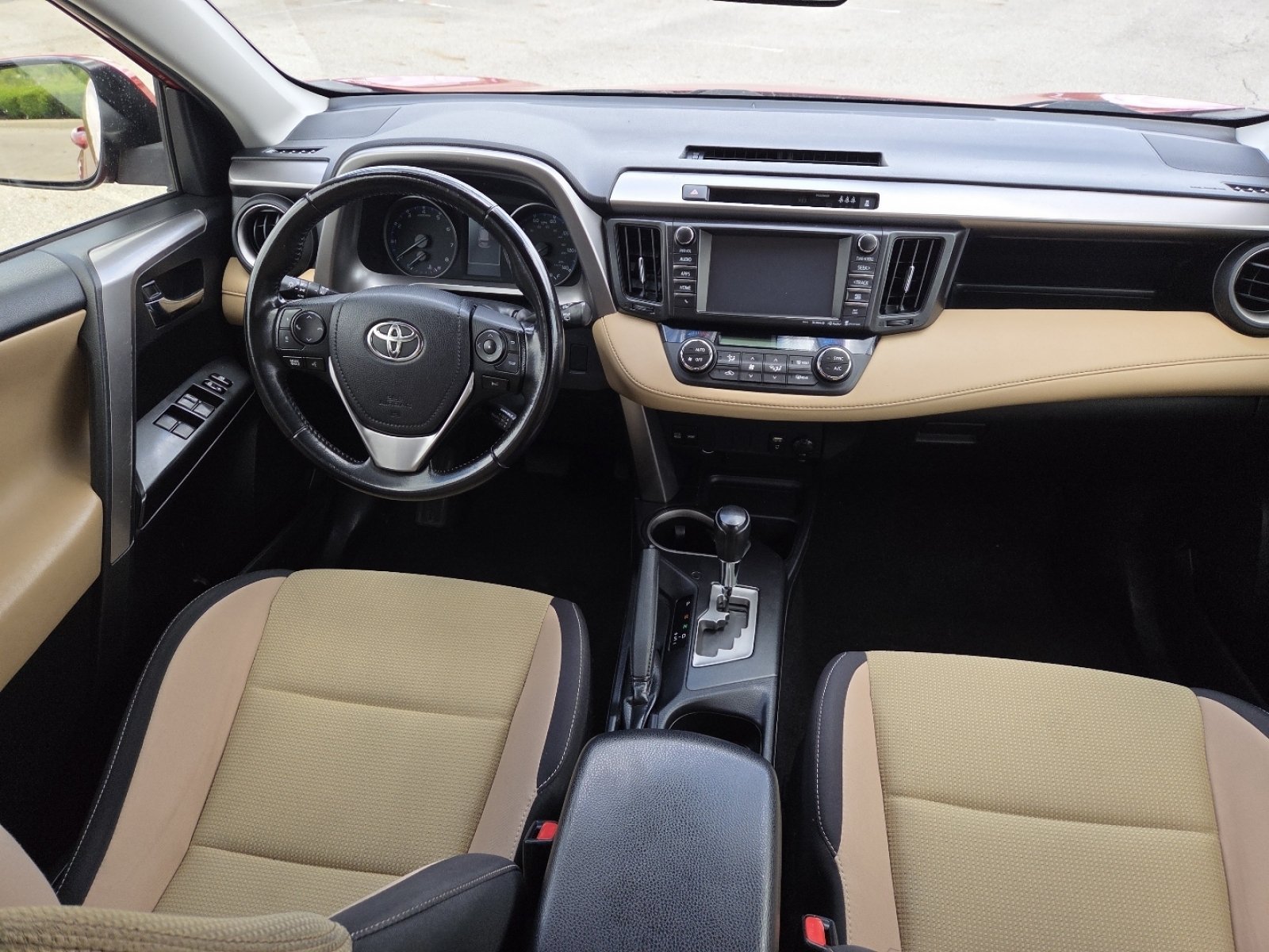 Used 2017 Toyota RAV4 XLE w/ All Weather Liner Package AWD/4WD image 26