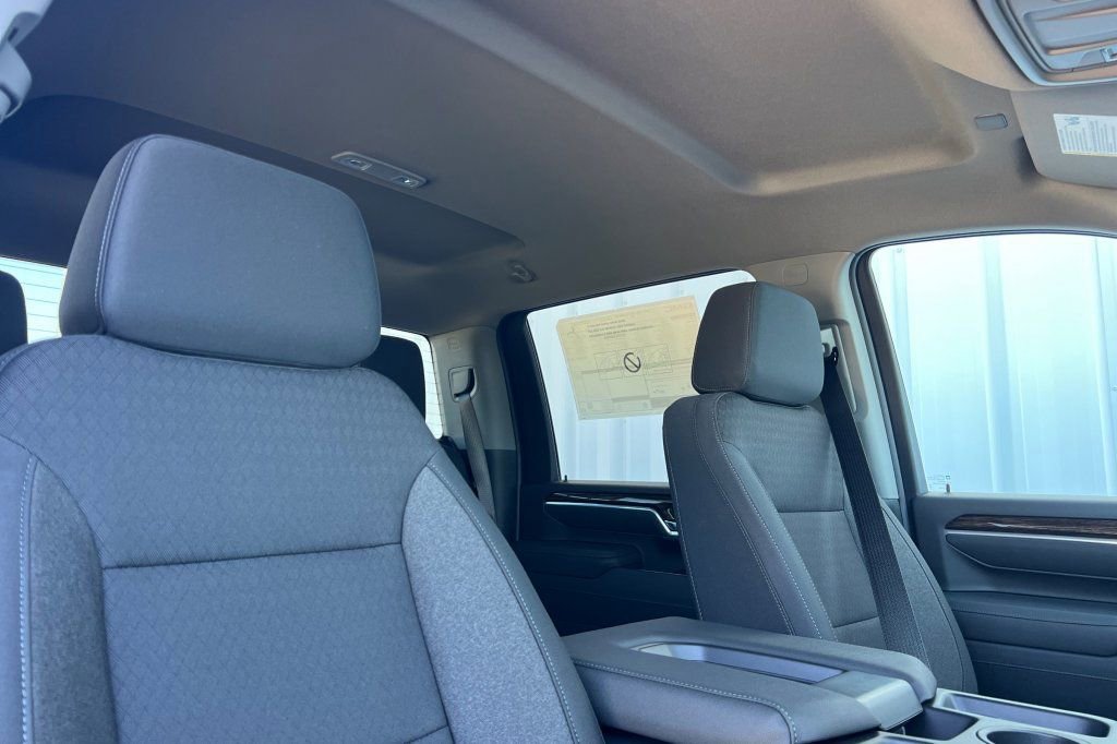 New 2026 GMC Sierra 2500 SLE AWD/4WD image 13