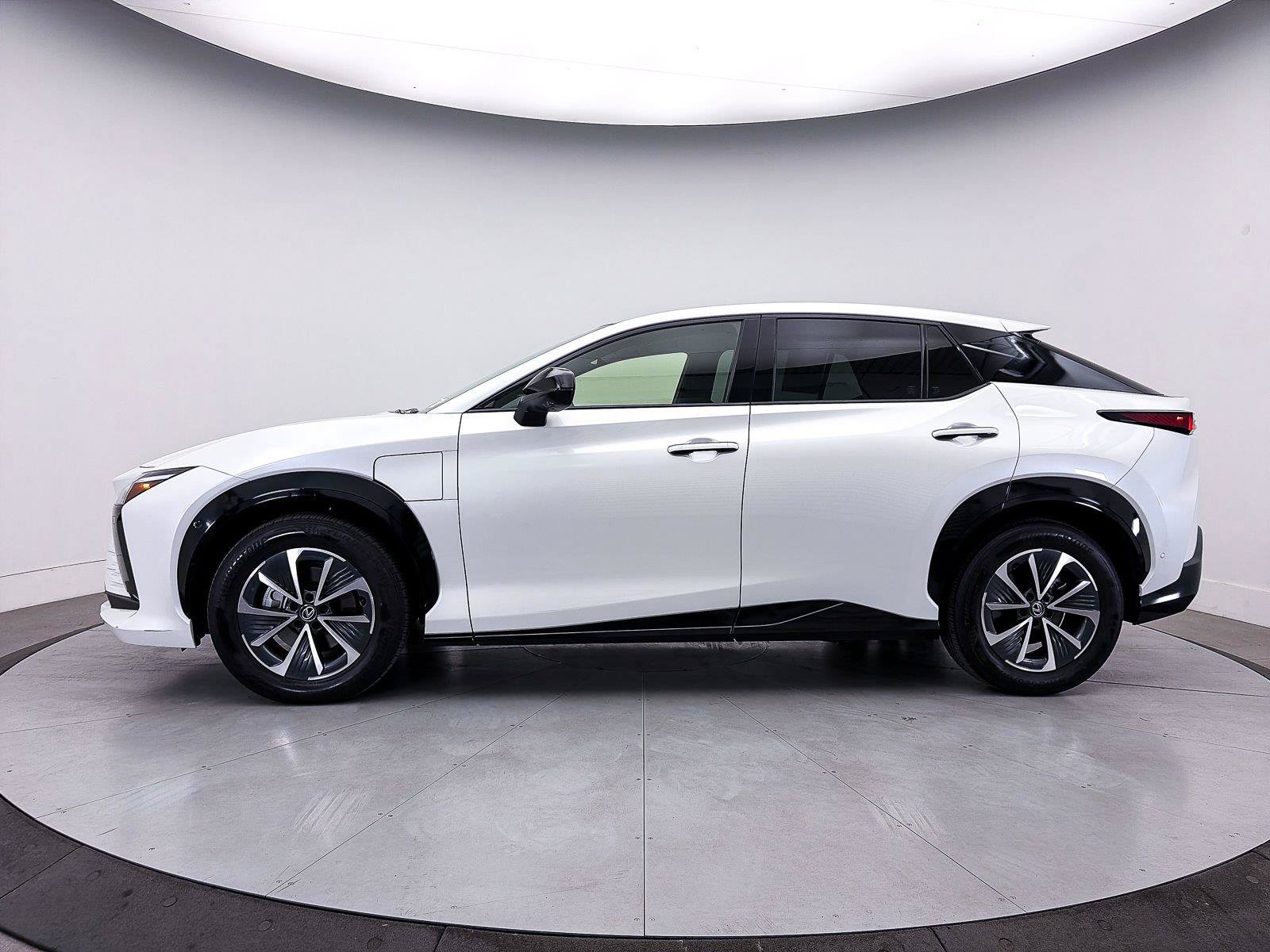 Used 2023 Lexus RZ 450e Premium w/ Technology Package AWD/4WD image 42
