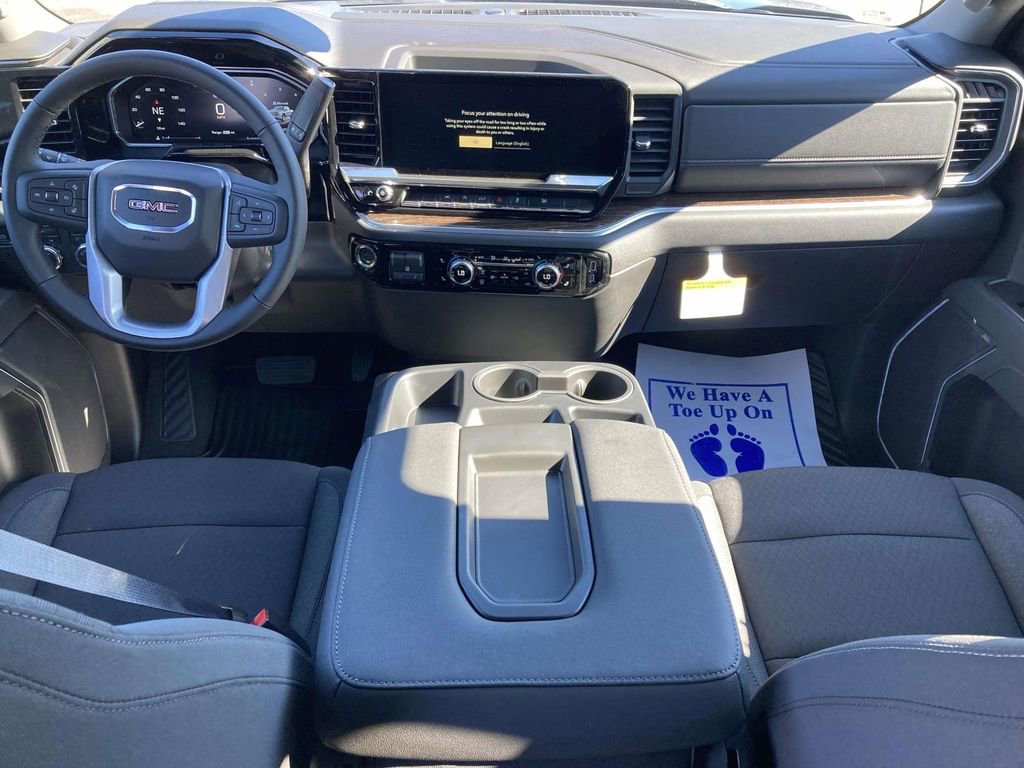 New 2026 GMC Sierra 1500 SLE image 13