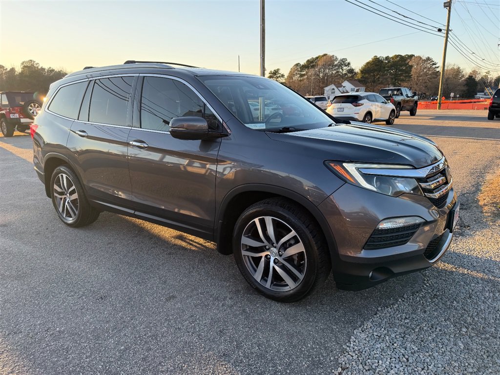 Used 2017 Honda Pilot Elite image 7