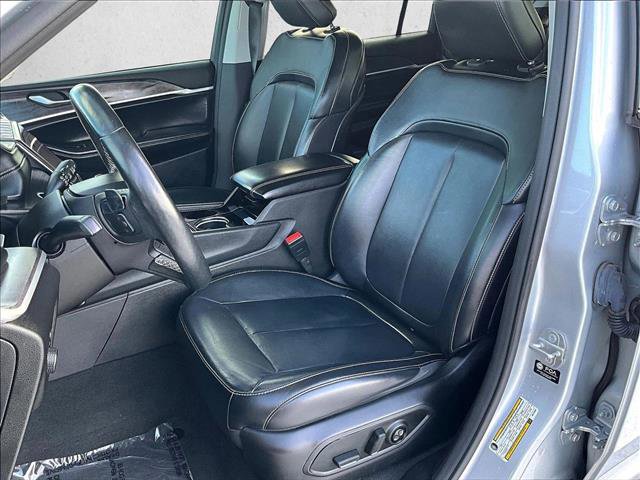 Used 2021 Jeep Grand Cherokee L Limited image 27