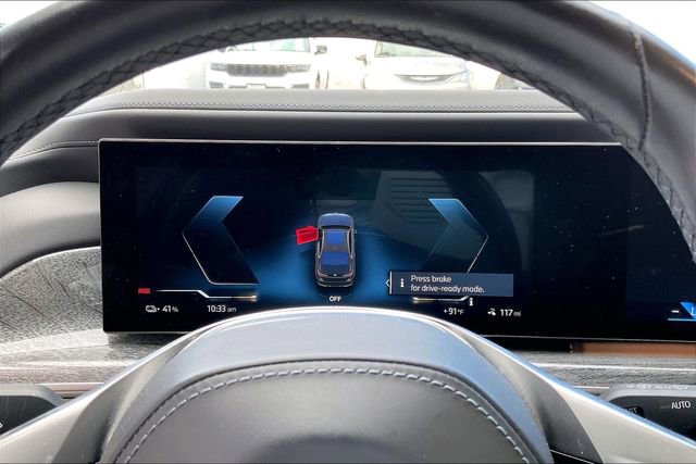 Used 2023 BMW i7 xDrive60 image 20