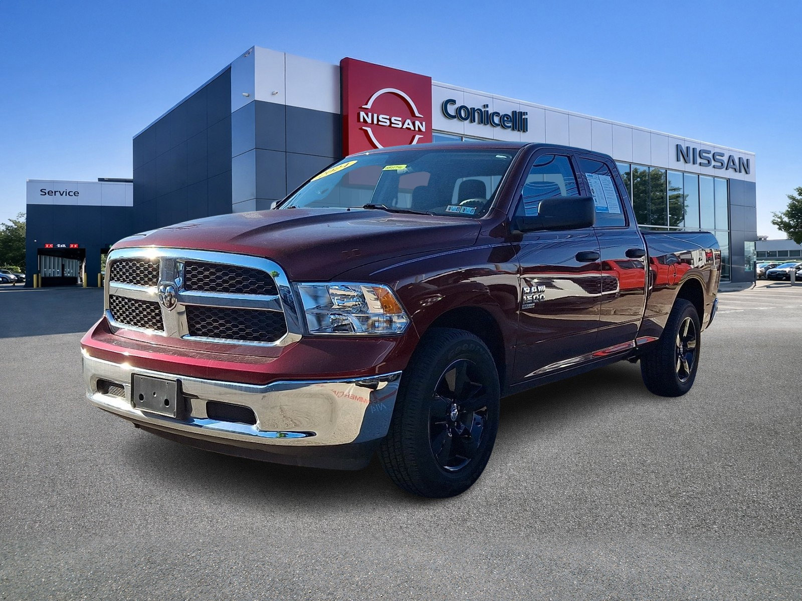 Used 2024 RAM 1500 Classic SLT AWD/4WD image 3