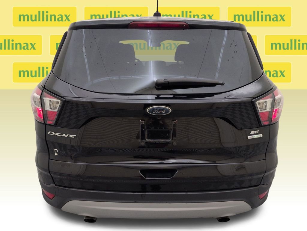 Used 2017 Ford Escape SE FWD image 29