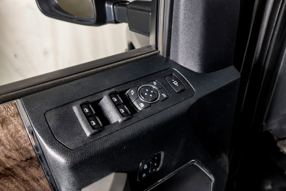 Used 2019 Ford F350 Lariat w/ Lariat Ultimate Package AWD/4WD image 35
