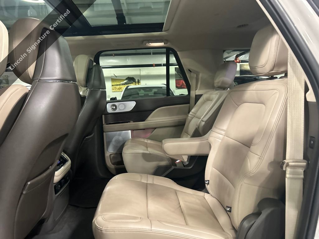 Used 2023 Lincoln Navigator L Reserve image 23