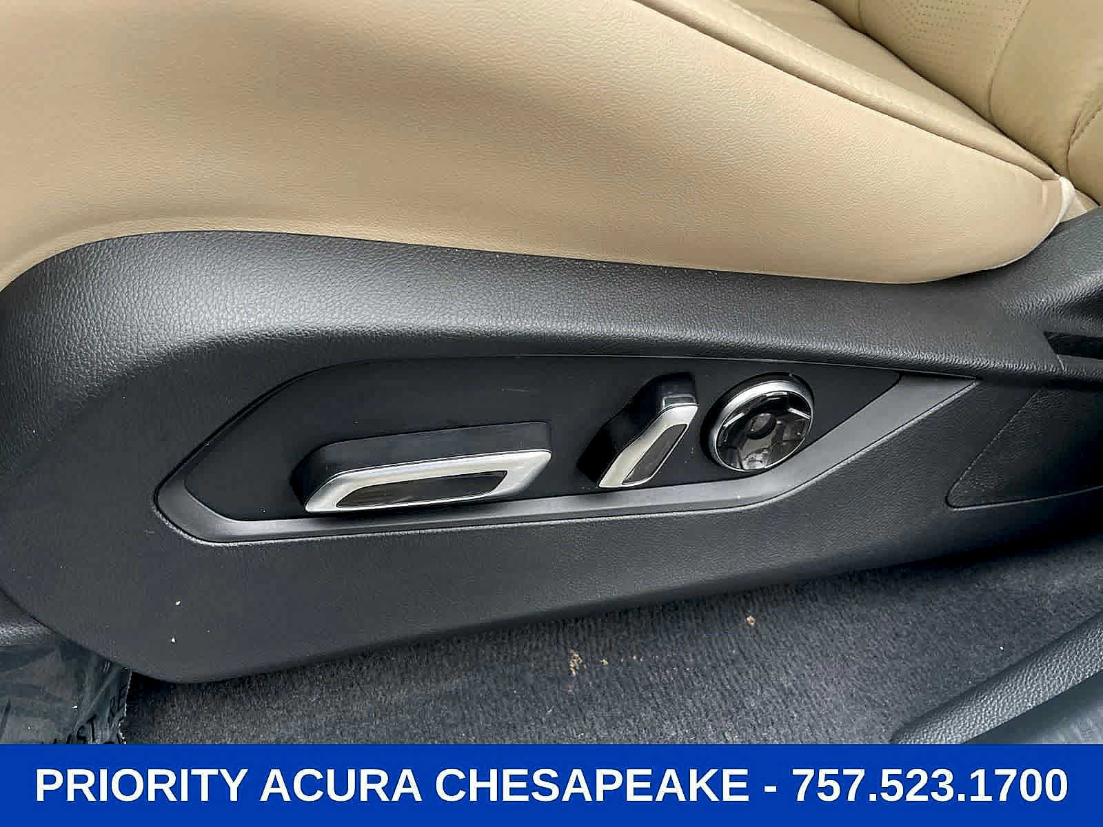 Certified 2025 Acura MDX SH-AWD w/ Technology Package image 10