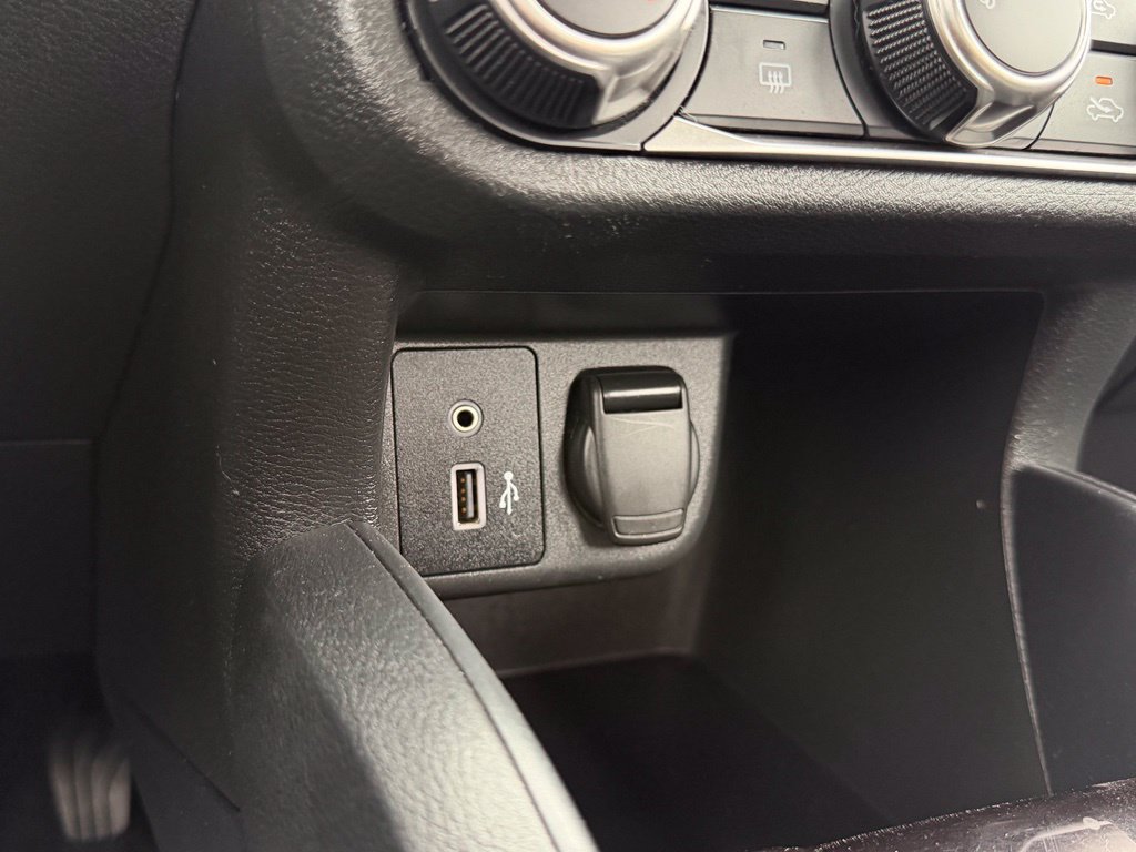 Used 2021 Nissan Versa SV FWD image 22