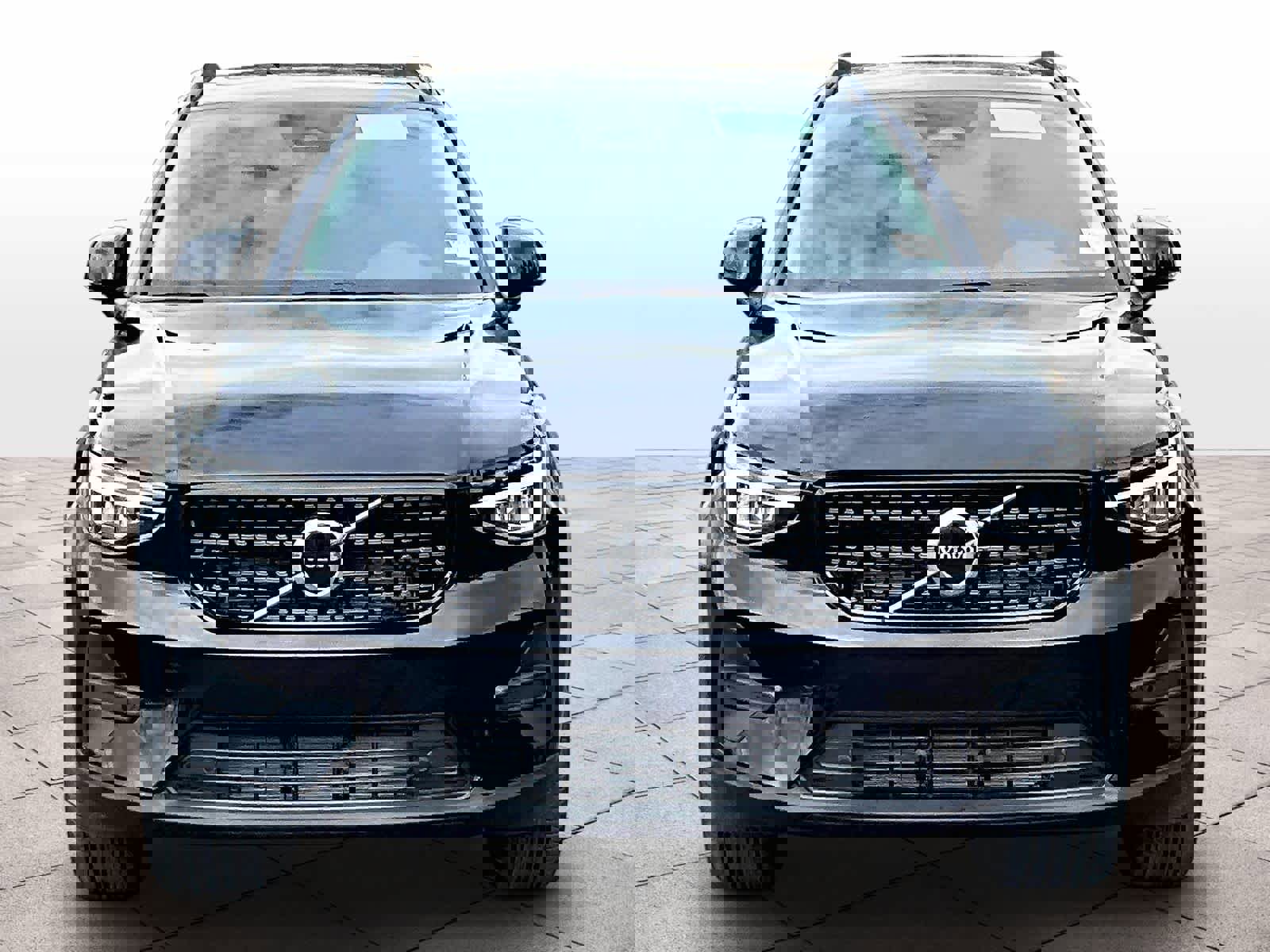 New 2026 Volvo XC40 B4 Core w/ Climate Package image 5