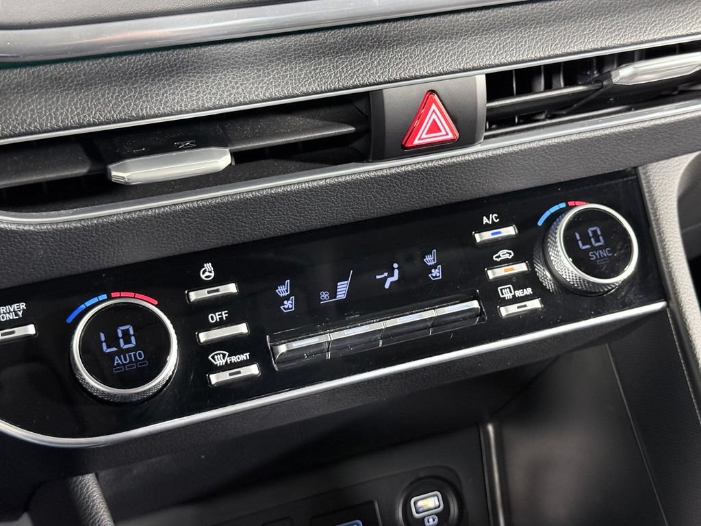 Used 2020 Hyundai Sonata Limited FWD image 17