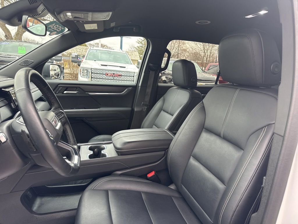 Certified 2024 GMC Acadia Elevation w/ Luxury Package image 16