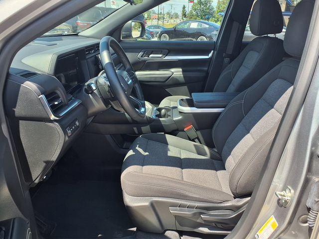 Used 2026 GMC Terrain Elevation w/ Technology Package II FWD image 3