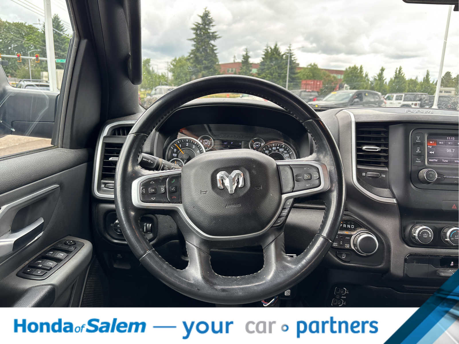Used 2021 RAM 1500 Big Horn AWD/4WD image 15