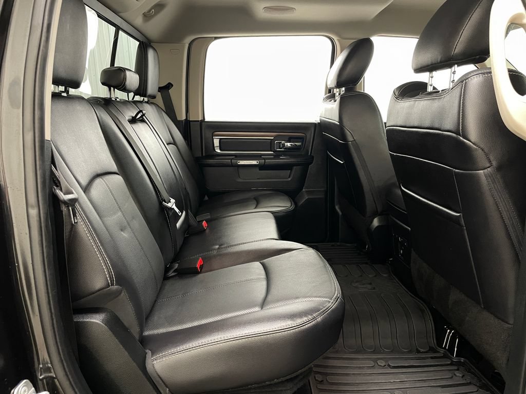 Used 2018 RAM 1500 Laramie AWD/4WD image 42