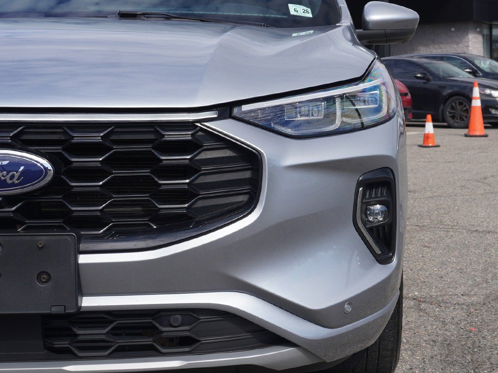 Used 2023 Ford Escape ST-Line Elite AWD/4WD image 14