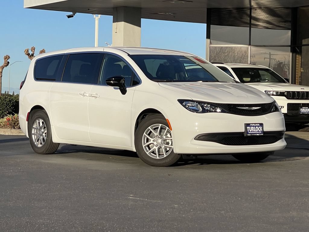 New 2026 Chrysler Voyager LX FWD image 2