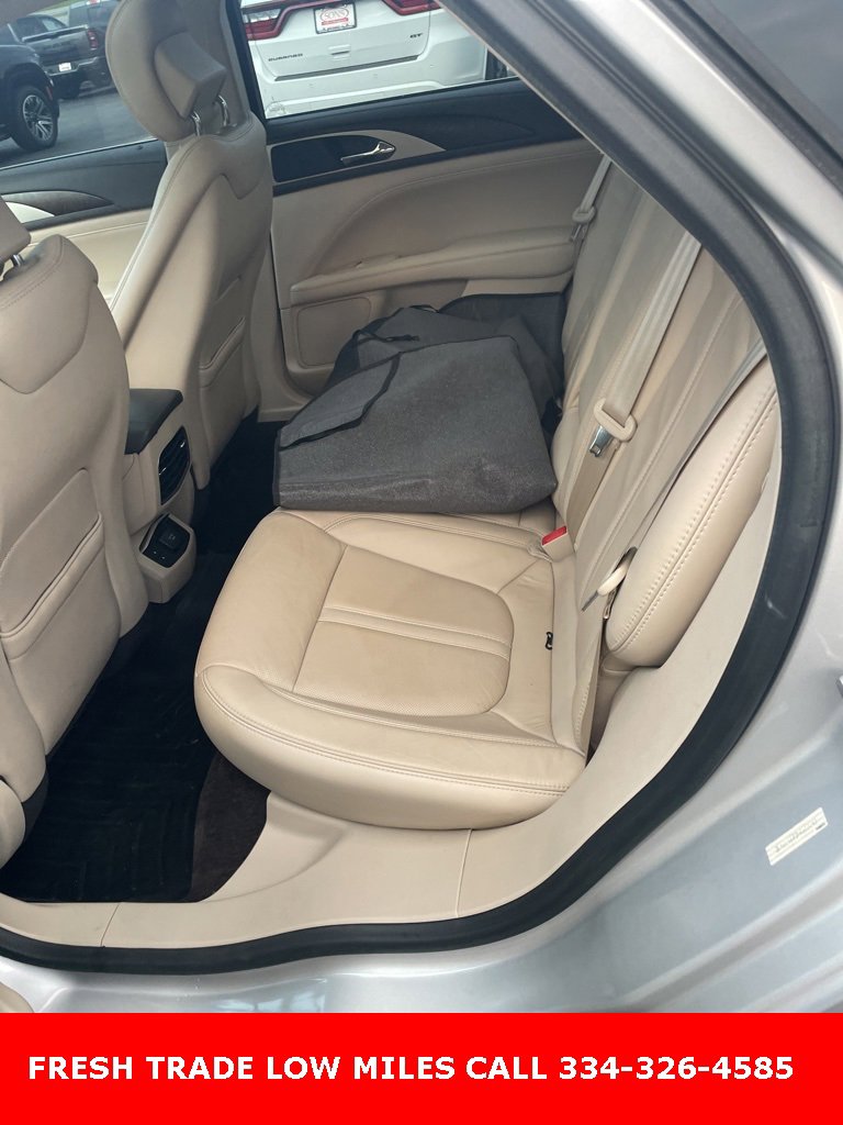 Used 2017 Lincoln MKZ Reserve image 10