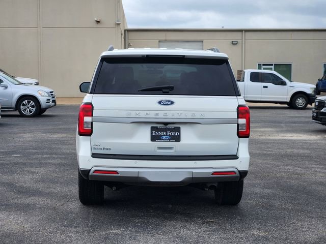 Used 2023 Ford Expedition XLT RWD image 5