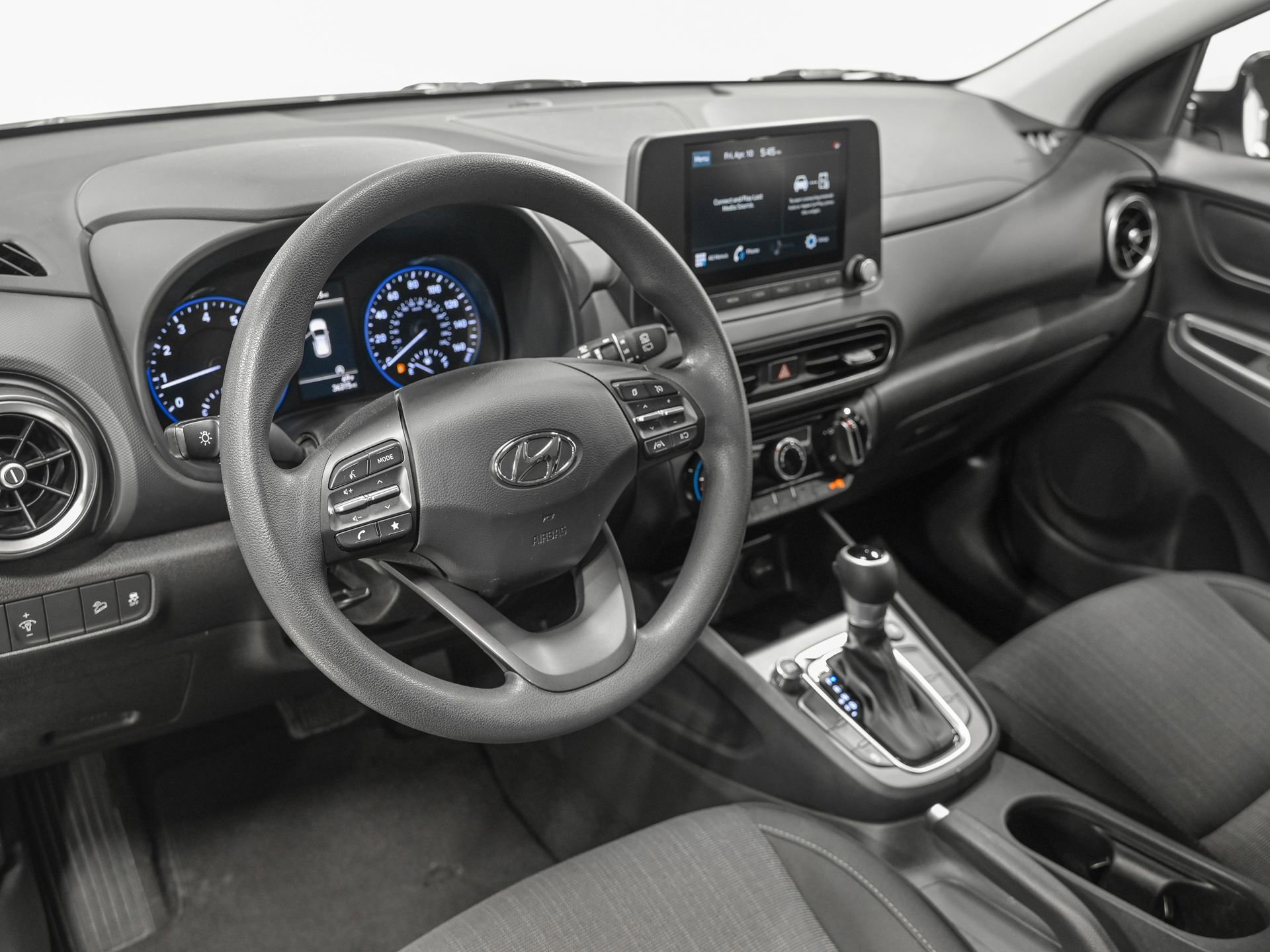 Used 2023 Hyundai Kona SEL AWD/4WD image 17