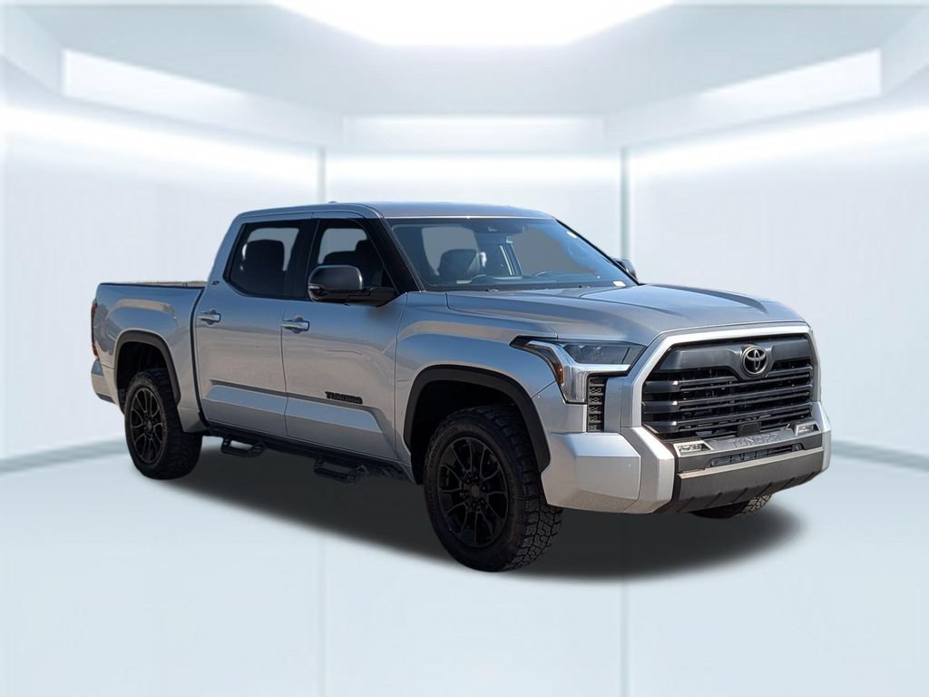 Used 2024 Toyota Tundra SR5 w/ SR5 Premium Package AWD/4WD image 7