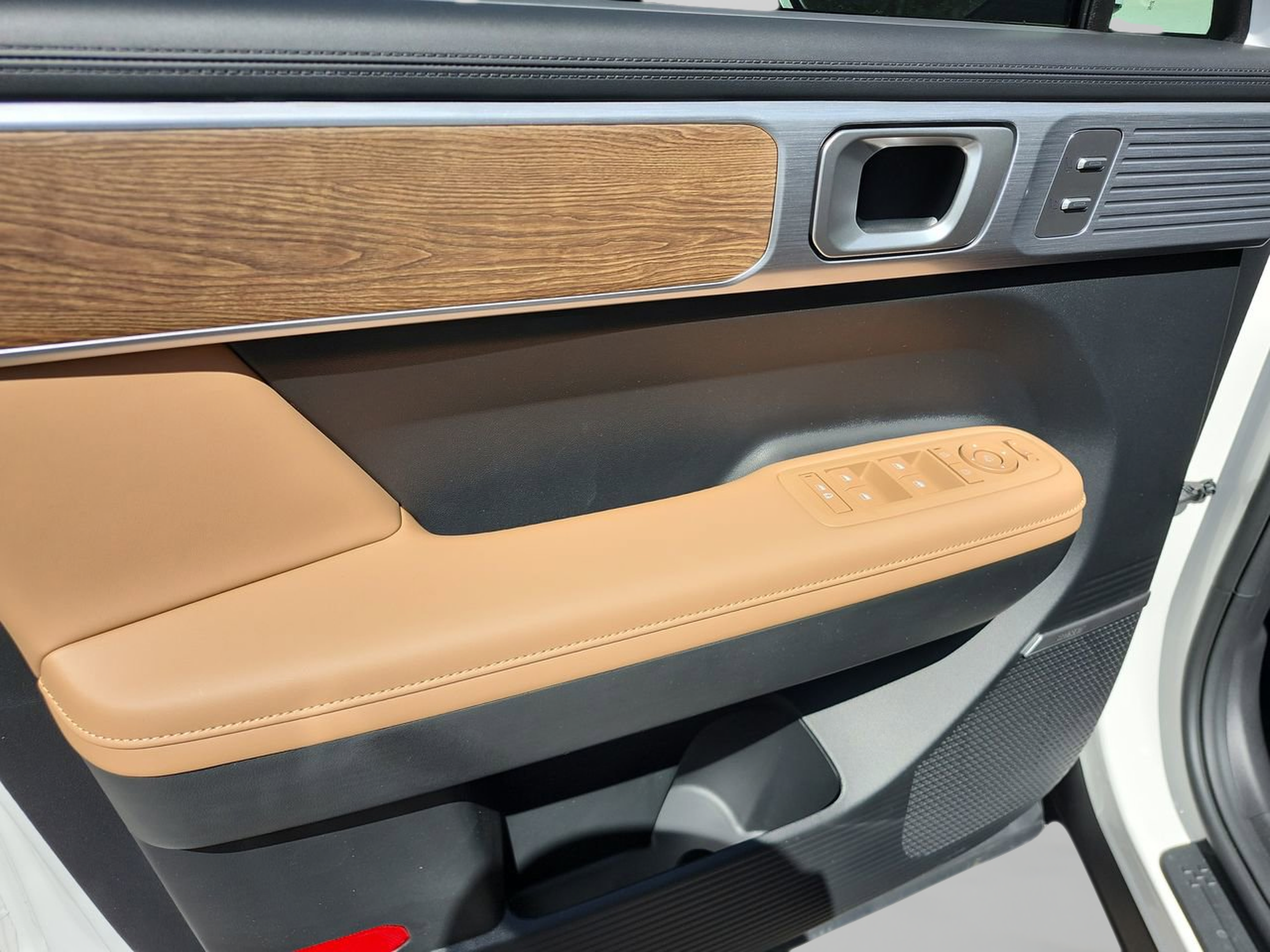 New 2026 Hyundai Santa Fe Limited FWD image 15