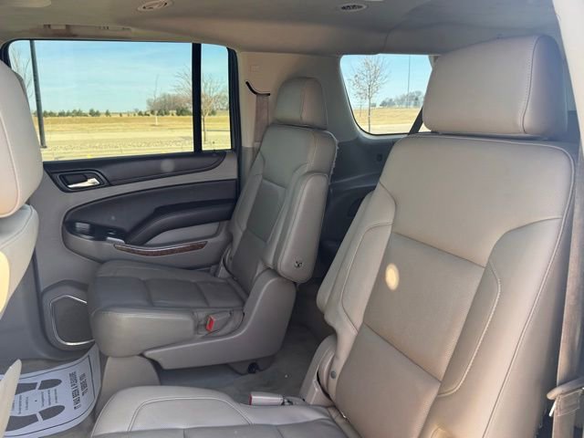 Used 2015 Chevrolet Suburban LTZ AWD/4WD image 30