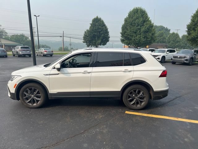 Used 2022 Volkswagen Tiguan SE AWD/4WD image 6