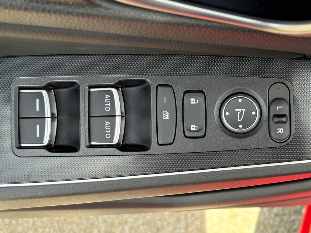 Used 2023 Honda Civic Touring image 14