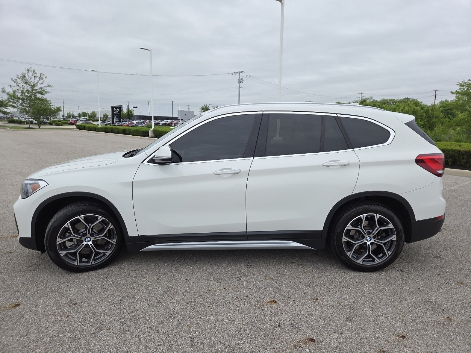 Used 2022 BMW X1 xDrive28i w/ Convenience Package AWD/4WD image 16
