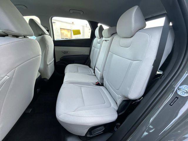 New 2026 Hyundai Tucson SE image 5