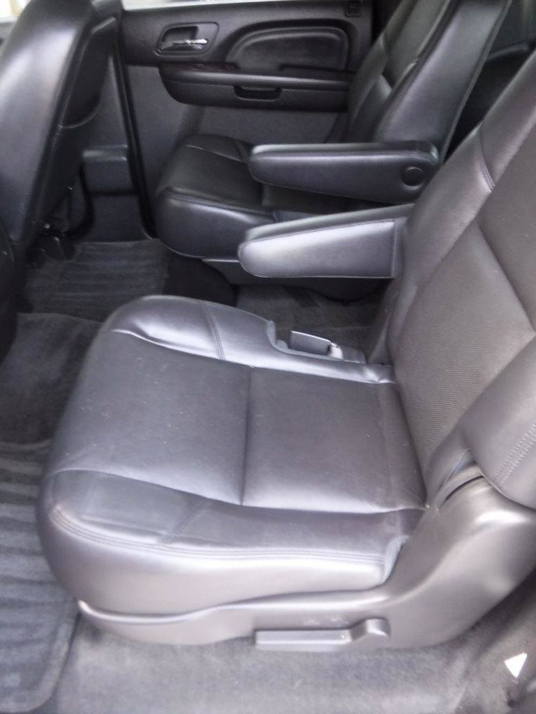 Used 2012 GMC Yukon XL Denali AWD/4WD image 32